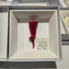 Il Corno perfetto – cornice bianca con corno rosso Cornice bianca con corno rosso in ceramica, realizzata a mano. Prodotto artigianale Il Corno perfetto 17x17 cm.
