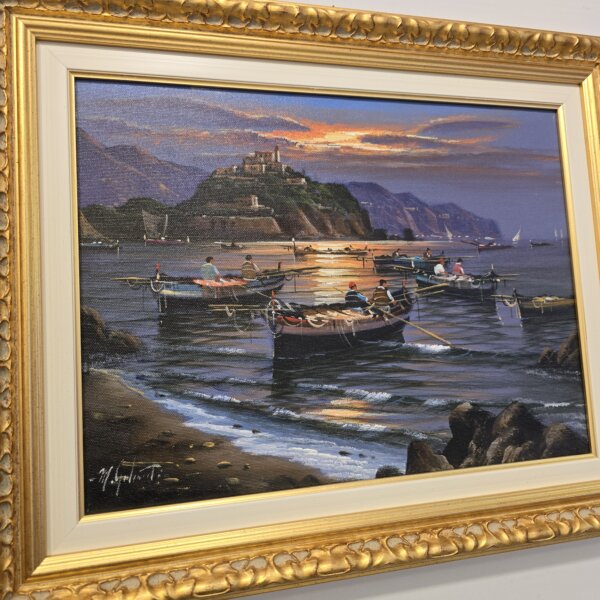"Pescatori Ischitani" - Vista angolare sinistra con cornice Vista angolare sinistra del dipinto di Ischia, che evidenzia la prospettiva e la cornice in oro.