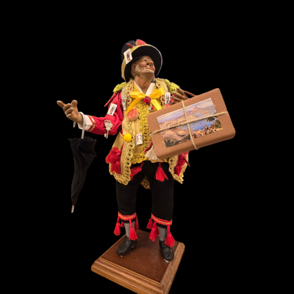 scio-scio-napoletano-35cm-intero Statuina intera di Sciò Sciò da 35 cm con valigia, ombrello e pantaloni a nappine.