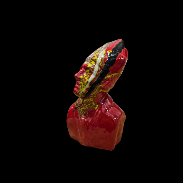san-gennaro-sfumato-profilo-design Profilo della scultura di San Gennaro Stilizzato Sfumato che mostra il dettaglio delle colature artistiche sulla mitra.