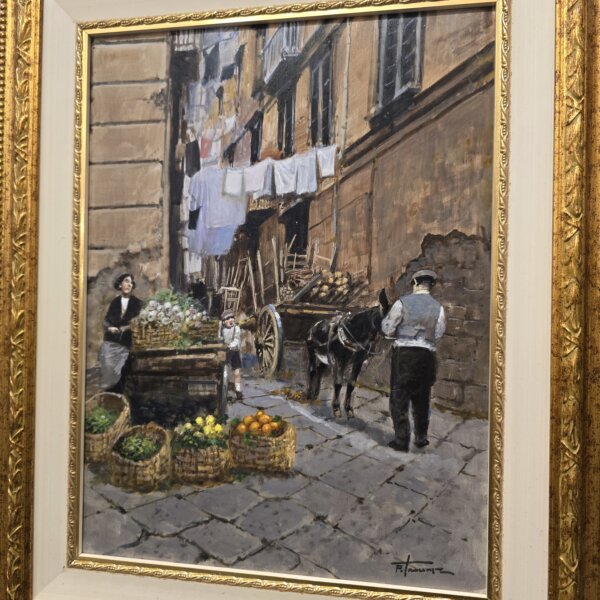 Inquadratura lievemente inclinata dell'opera Napoli Com'era del maestro Tammaro, che evidenzia i rilievi della pittura a olio e il design della cornice.