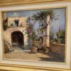 dipinto-napoletano-vincenzo-laricchia-prospettiva-cornice.jpg Inquadratura angolare del dipinto napoletano Vincenzo Laricchia raffigurante uno scorcio di cortile mediterraneo fiorito.